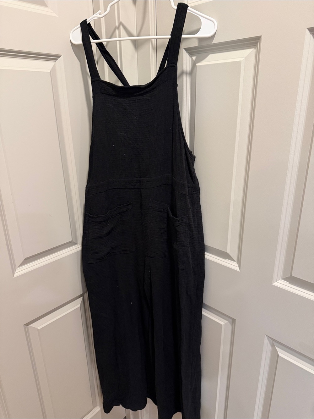 Listicle Black Wide-Leg Strap Jumpsuit